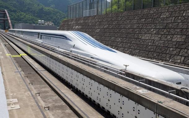 Japan’s MagLev Train is Fast, Very Fast-3