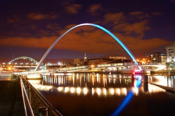 Engineering at Its Best - The Gateshead Millennium Bridge 7