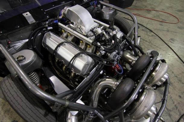 Muscle car engine 15