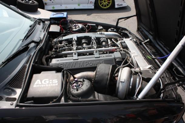Muscle car engine 17