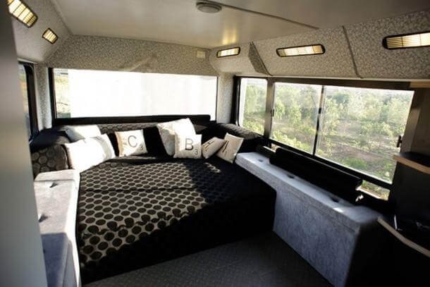 One would never have imagined a useless transport bus changed into a luxury home-4