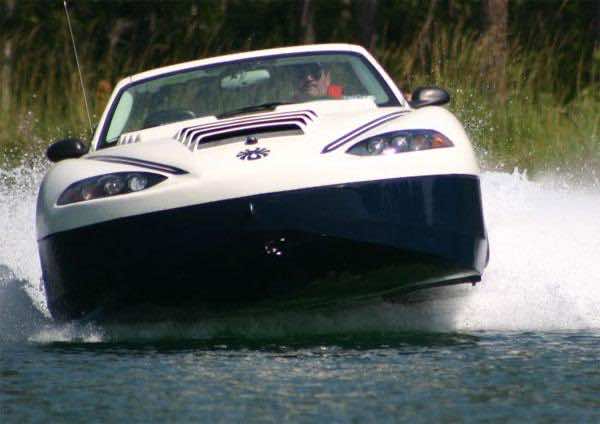 CAMI Hydra Spyder as 7 amphibious cars highlight