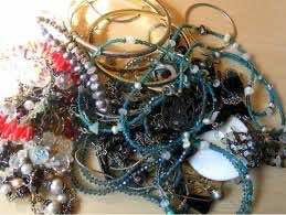 13. Untangle Chains and Jewelry