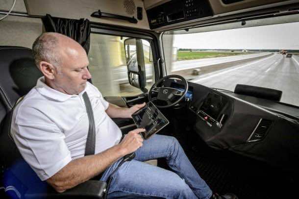 Daimler Future Trucks Autonomous Trucks all Set for 2025 4