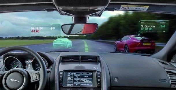 Jaguar-Virtual-windscreen-2