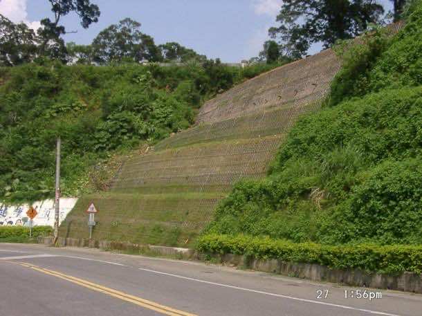 What is Retaining Wall 15