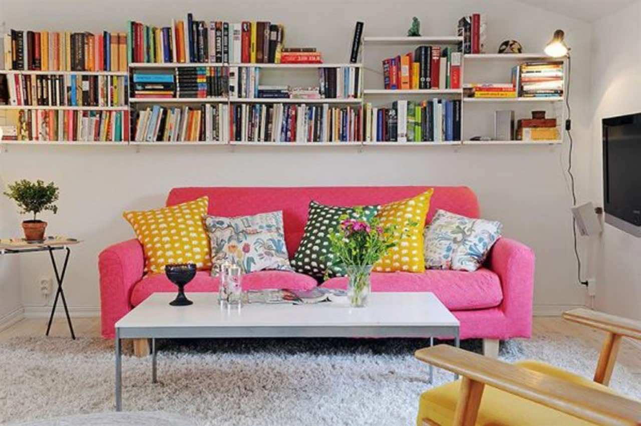 living room decorating with books