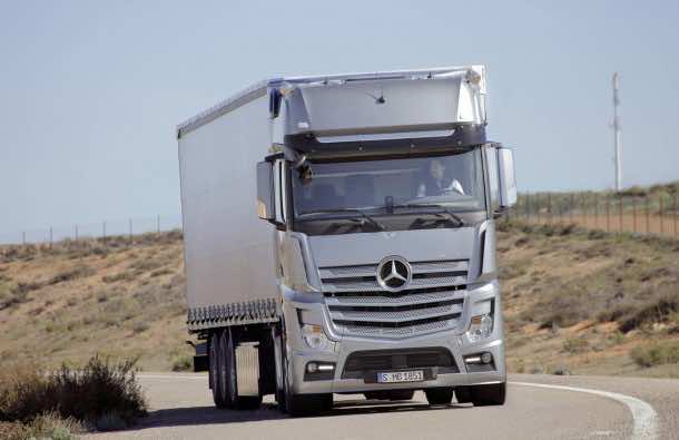 Blind Spot Assist Technology for Trucks5