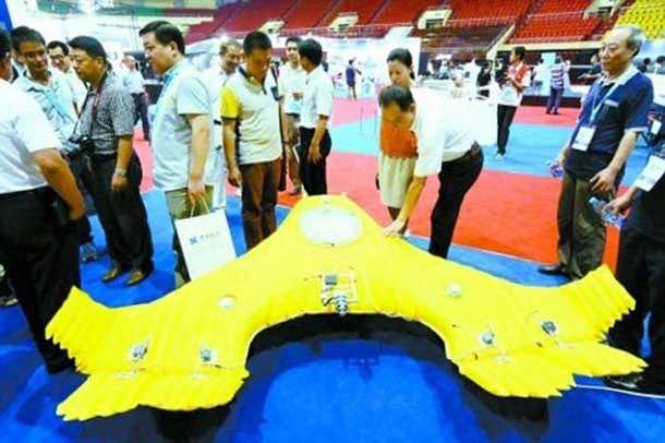 Chinese Engineer Present Lifes Work On Indestructable Inflatable Plane