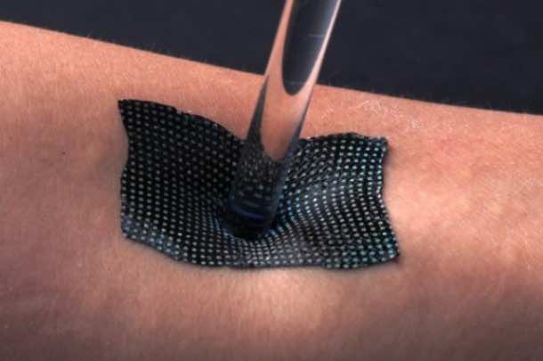 This Patch like Device will Monitor Your Heart and Skin2