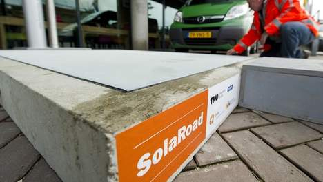 Netherlands Opening Solar Powered Bike Path - SolaRoad5