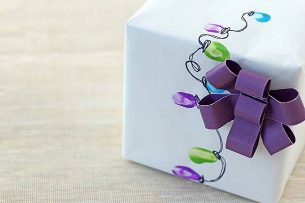15 DIY Gift Wrap Ideas11