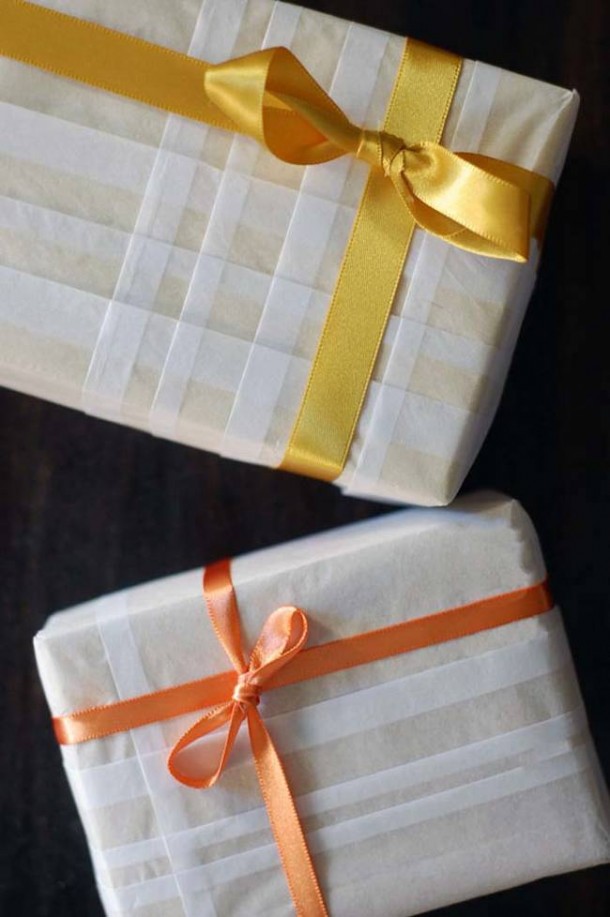 15 DIY Gift Wrap Ideas14