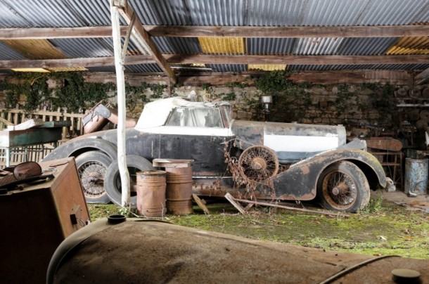 60 Rare Cars Found after 50 Years in a Barn in France 22