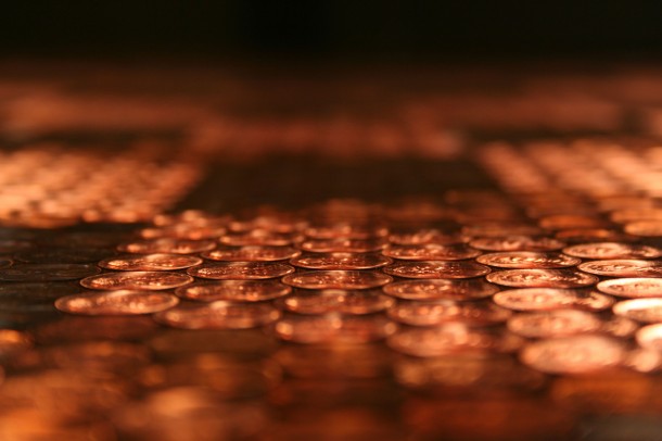 DIY Pennies Table – Amazing use of Pennies 19