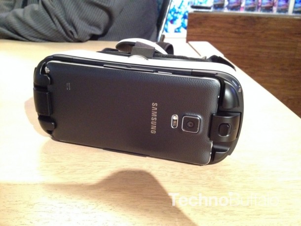 Samsung Gear VR Headset 3