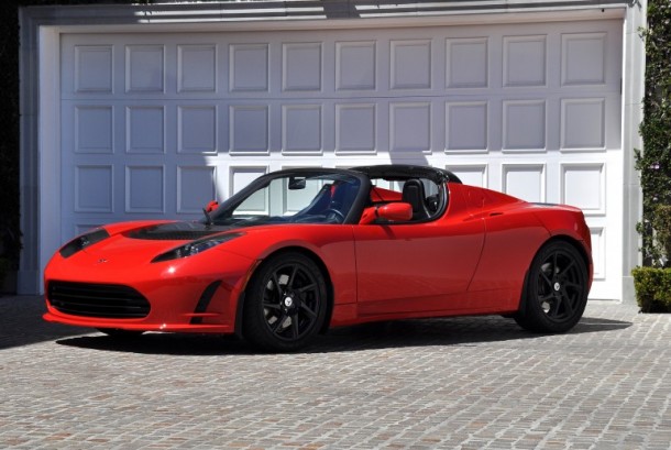 Tesla’s Roadster 3.0 Capable of Running 400 Miles on a Single Charge3