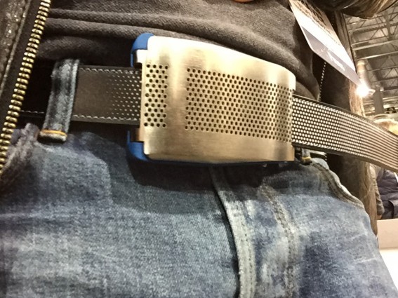 Belty – Smart Belt that Adjusts Itself to Keep Your Pants Up5
