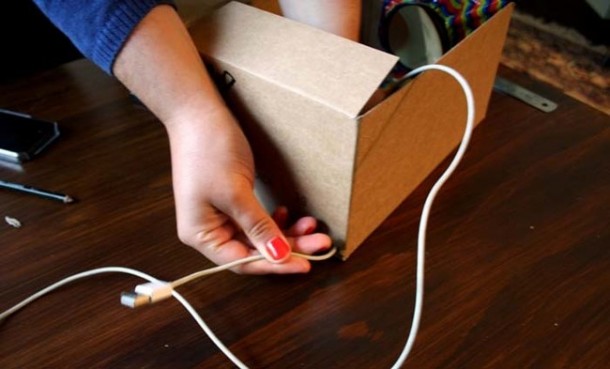 Hack for $3 Transforms your Smartphone into a Projector5