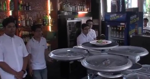 Singapore Restaurant to Use Drone Waiters4