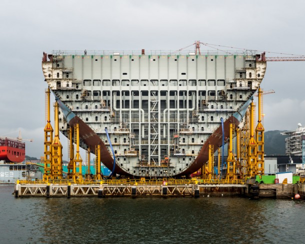 World’s Largest Ship being Constructed in South Korea