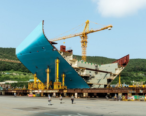 World’s Largest Ship being Constructed in South Korea10