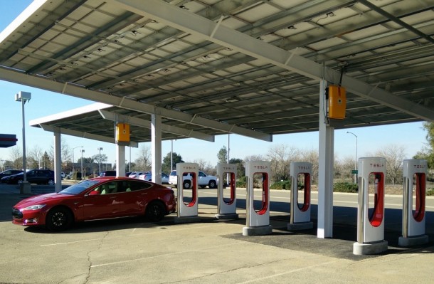 Tesla’s First Solar Powered Supercharging Site 2