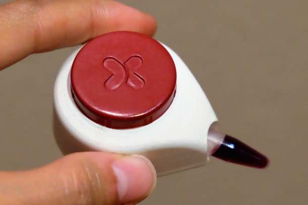Blood Sample Without Using Needles - HemoLink 5