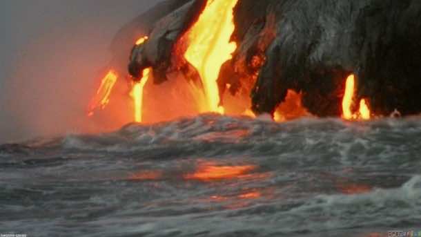 Molten lava in water-1
