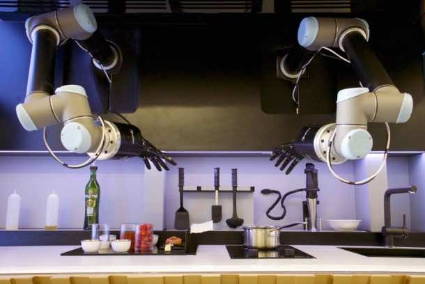 The Automated Kitchen Sports a Robot Chef