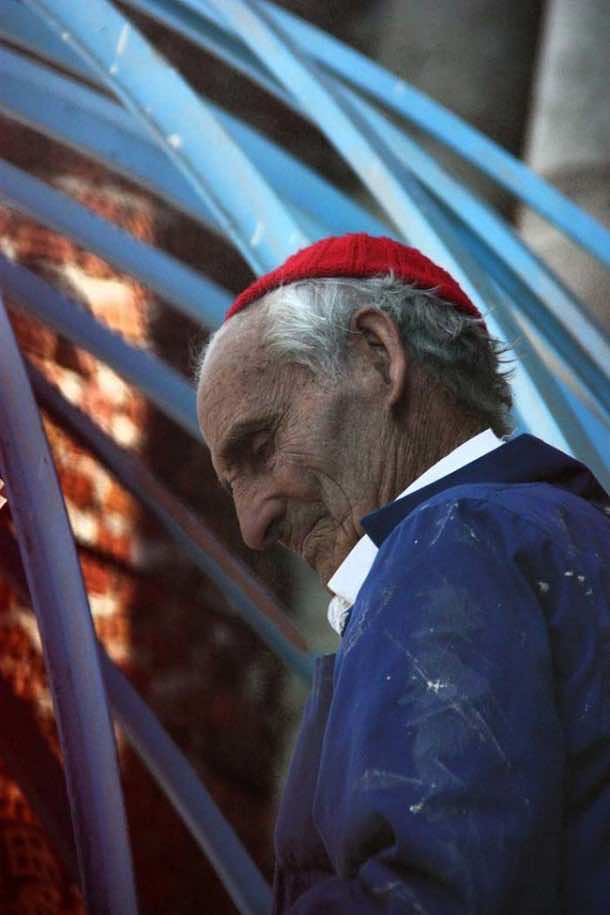 This Monk has Been Building the Cathedral For The Last 52 Years 7