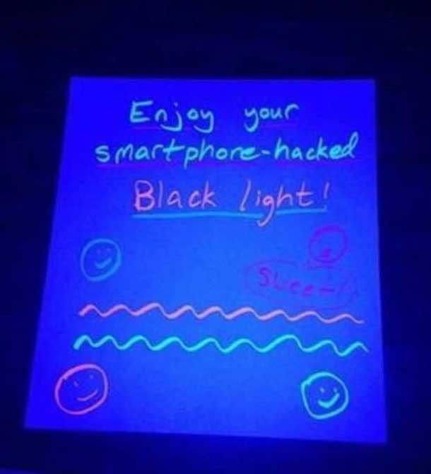 Here’s How You Can Transform Your Smartphone Into Black Light 7