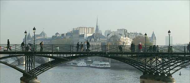 Lover Locks Pont des Arts bridge5
