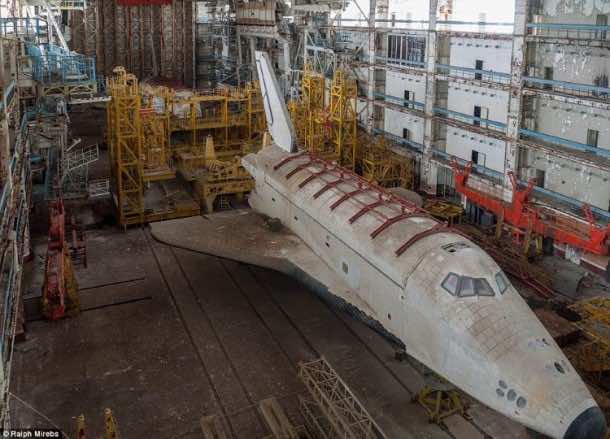 Russian abandoned shuttle hanger16