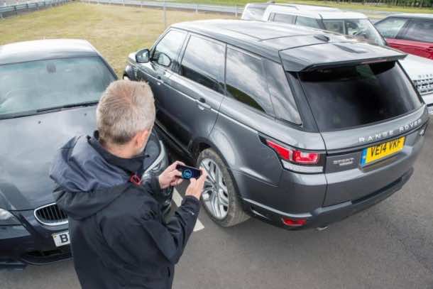 This Jaguar Range Rover Can Be Driven Using Smartphone App 5