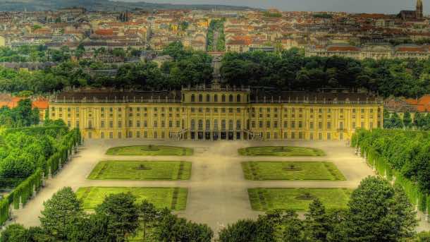 Majestic Schonbrunn Palace In Vienna Hdr HD Desktop Background
