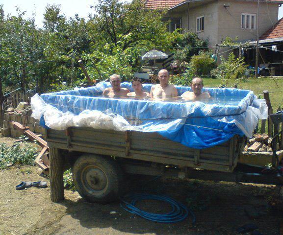 20 Temporary Swimming Pools For You To Consider 19