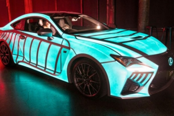 Lexus Car’s Paint-Job Flashes In Sync With Driver’s Heartbeat 4