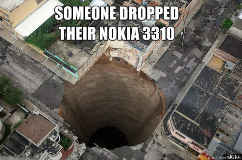 Nokia 3310 destroyed3