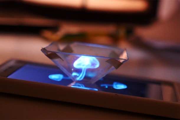 Transform Your Smartphone Into A 3D Hologram Projector 3