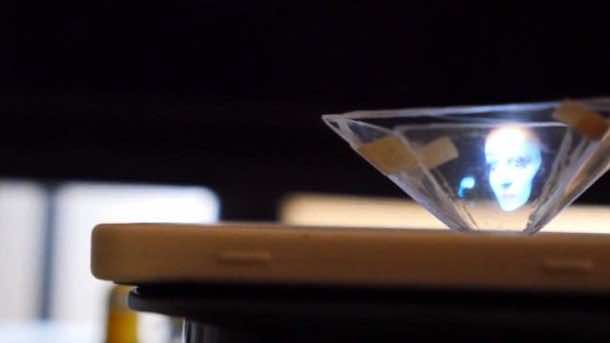 Transform Your Smartphone Into A 3D Hologram Projector 5
