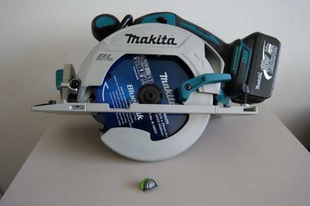 World’s Smallest Functional Circular Saw 3