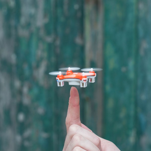 Check Out World’s Smallest Quadcopter 4