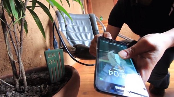 E-Kaia Makes Use of Energy From Plant For Charging Smartphones 3