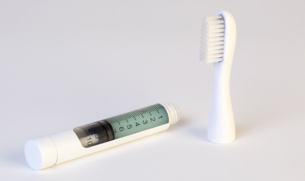 Toothbrush That Also Works As Toothpaste 2