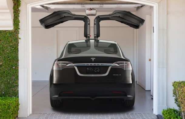 Tesla Model X Has Been Launched And It Is Wonderful 8