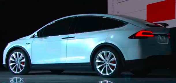 Tesla Model X Has Been Launched And It Is Wonderful 9