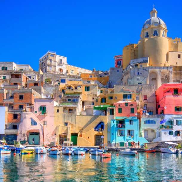 Check Out World’s Most Colorful Cities 5