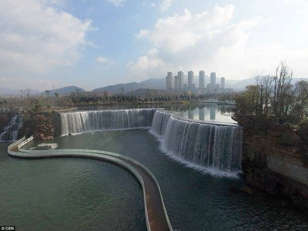 China Unveils The Latest Artificial Waterfall