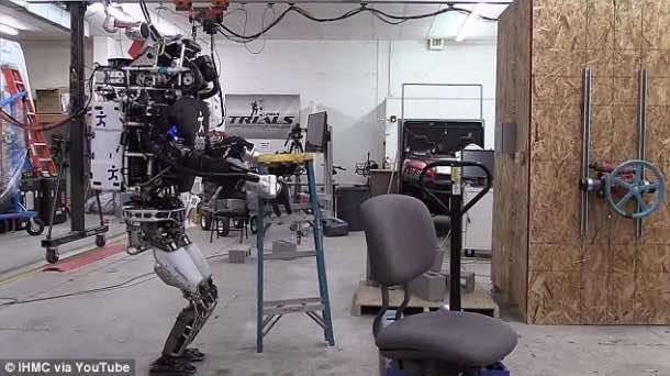 Ian The Atlas Robot Can Now Help You With Home Chores 3